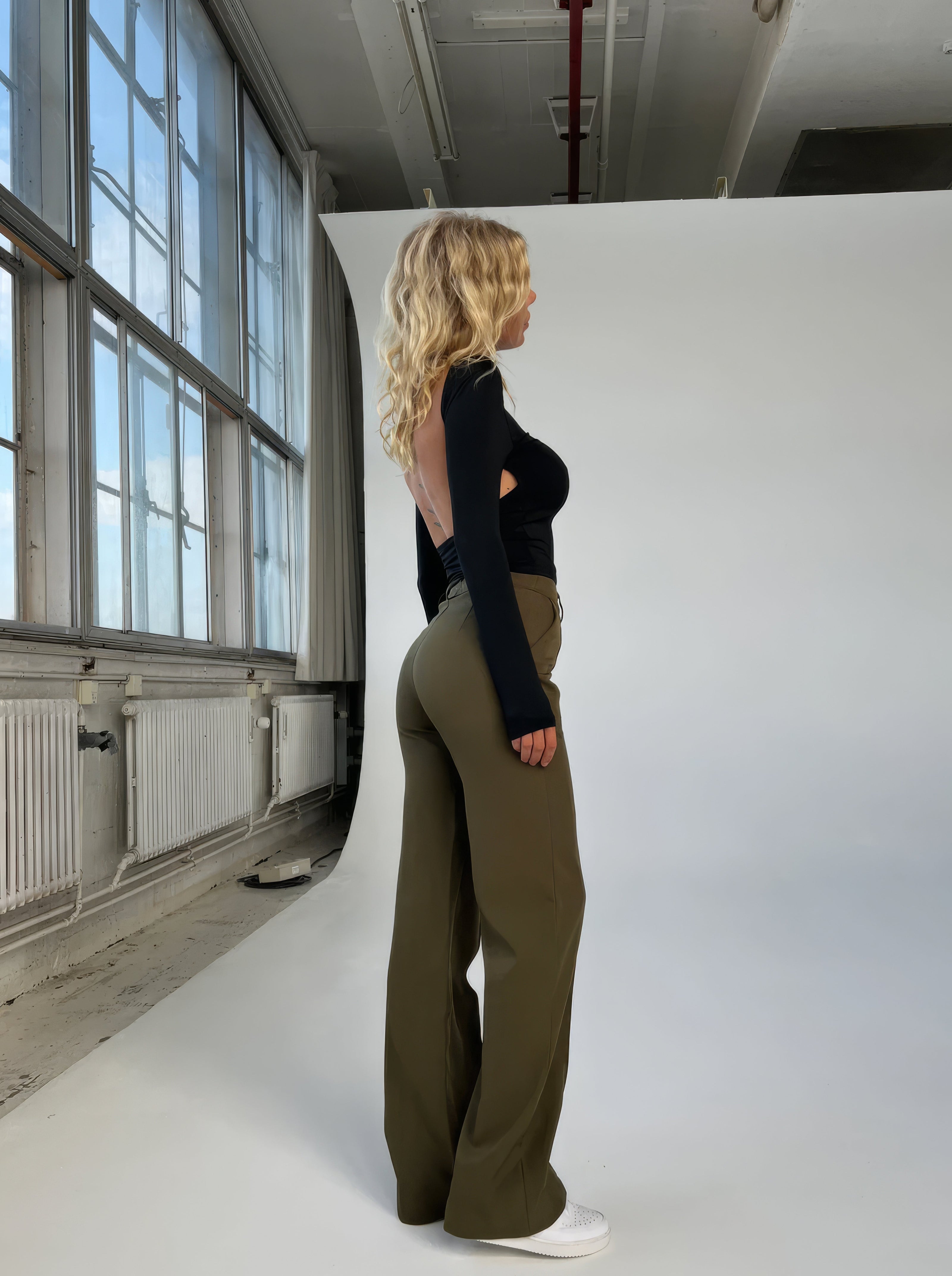 Women's Solid Wide-Leg Trousers