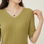 Women's V-Neck Cashmere Knit Sweater