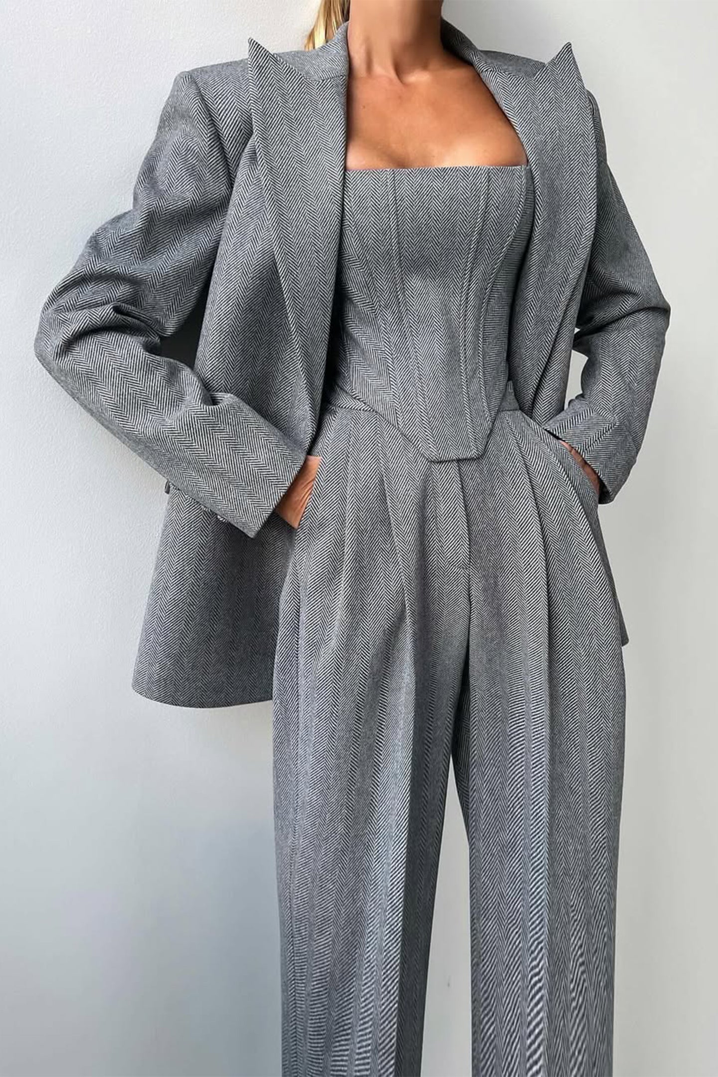 Women's Solid Crepe Blazer Set