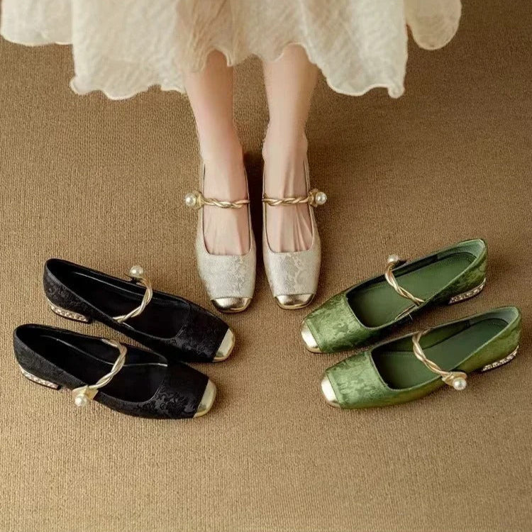 Women's Patent Leather Mary Janes