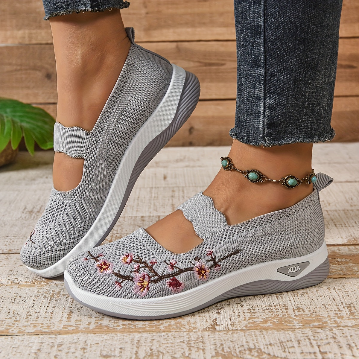 Women's Solid Leather Orthopaedic Shoes